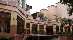 Hougang Green Shopping Mall (D19), Shop House #604191361